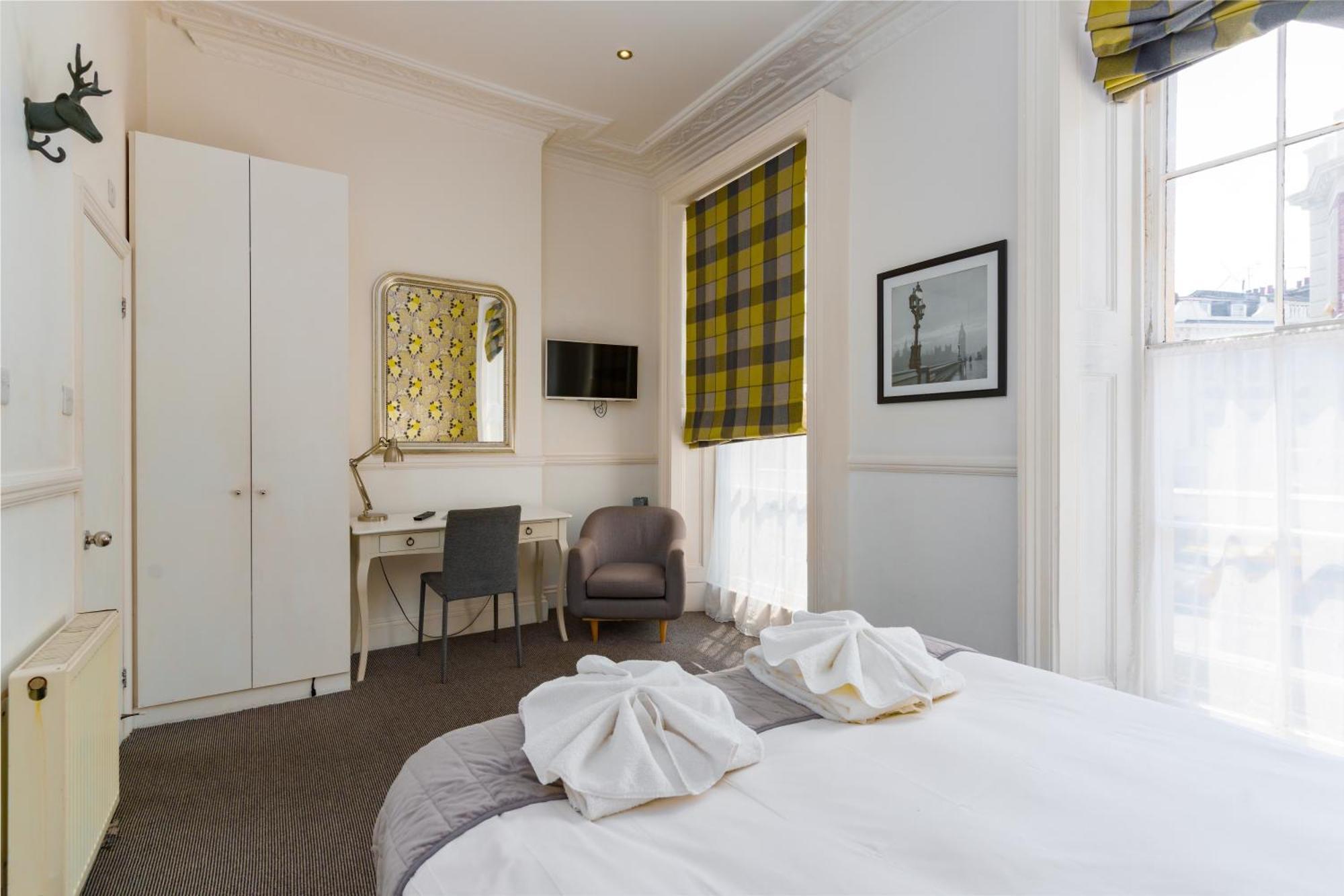 Bower House Hotel London Kültér fotó